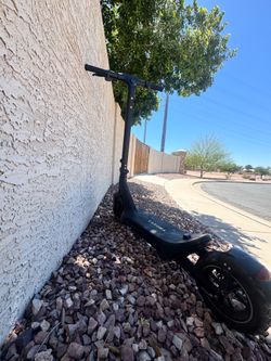 Caroma E scooter 33MPH