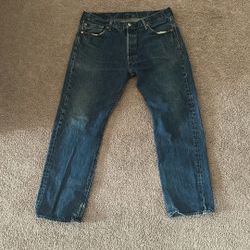 Levi 501 Jeans 