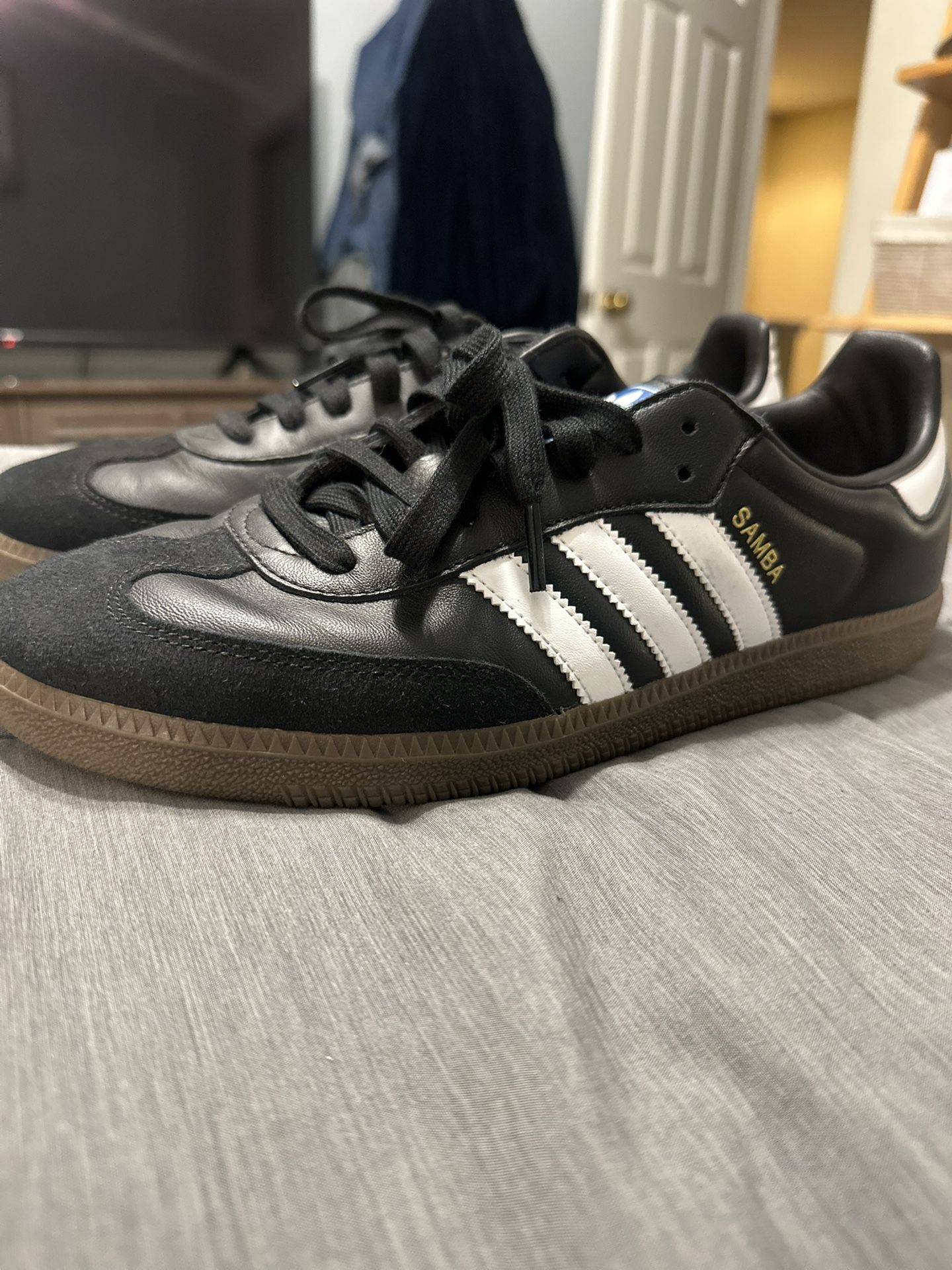 Black Sambas Men Size 11