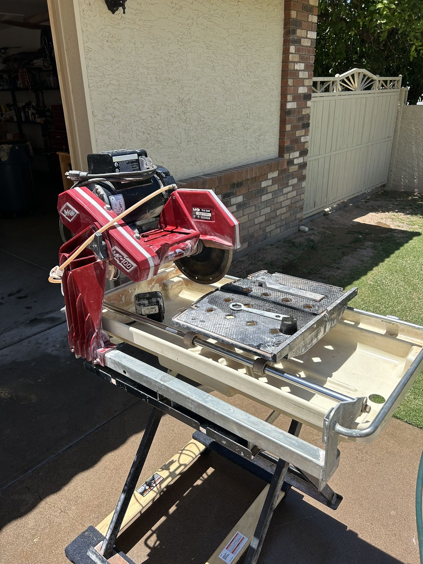 Tile Saw