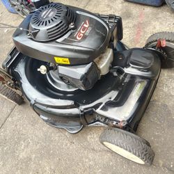 Excellent Condition! Craftsman Self-Propelled Lawnmower With Honda 160 GVC Motor!