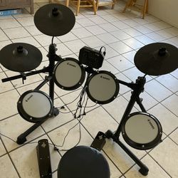 Electric drum set 