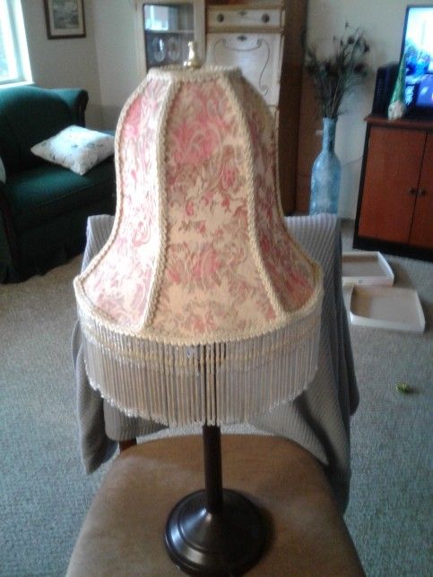 Vintage Luminaire Fringe Lamp