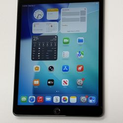 Apple iPad 8 8th Generatiom 32GB 10.2” Wi-Fi Space Gray Tablet IOS 26