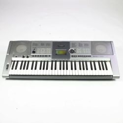 Yamaha YPT-400 Portable Keyboard