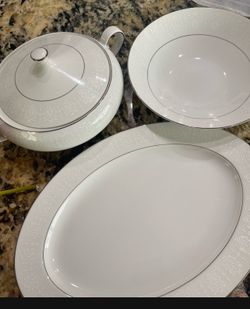 3 piece Crown Empire Fine China Princess Oval ServingPlatter, Lidded Bowl, Bowl