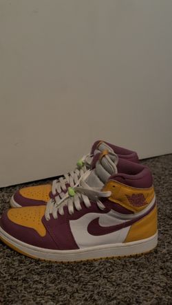 Jordan 1s size 9