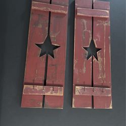 Distressed Star Shutters