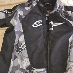 Alpinestars  Motorcycle Jacket Size XXL (Fits Like XLSnugged) $100