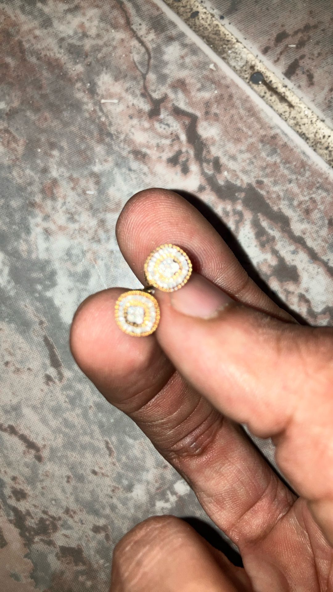 Gold Earring With Real Diamonds