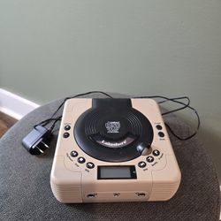 Lakeshore Learning All-in-one Cd Player With Bluetooth 8 Headphone Jacks La620