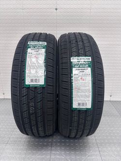 Set of 2 New tire Rockblade  225/65/17
