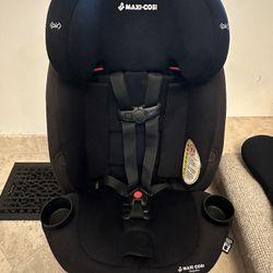 Maxi-Cosi Magellan LiftFit All-in-One