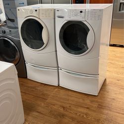 Kenmore Elite Washer And Gás Dryer 27”