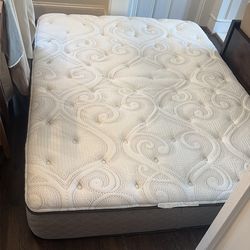 Mattress - Queen