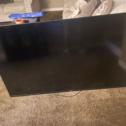 75’ Roku tv
