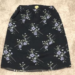 Nordstrom Caslon Black, Violet, & Sage Crepe Skirt-Size Small