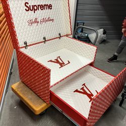 Supreme Box