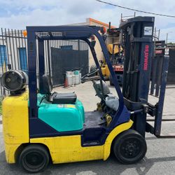 Komatsu Forklift 5000 Lbs Triple Stage Sideshift 