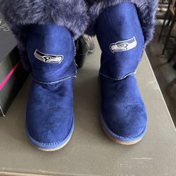 NFL Seahawk Ugg Style Boots Women’s Size 10 EUC