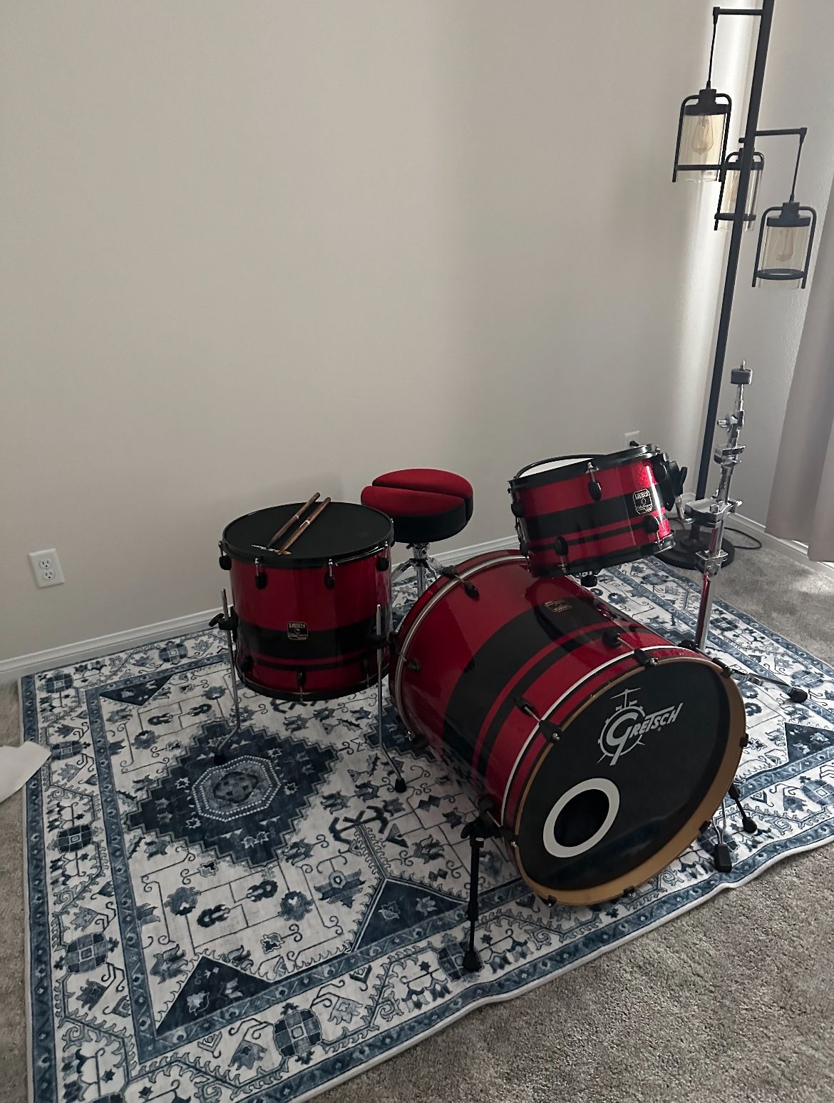 Gretsch Catalina Club 4pc Drum Set Red Sparkle With Black Stripe