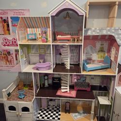 Kidcraft Barbie House