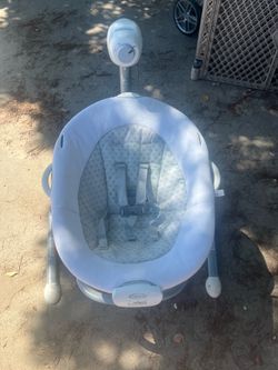Graco Vibrating Swing
