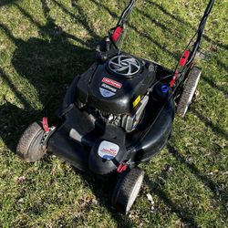 Self Propelled Lawnmower 