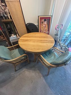 Outside bamboo table with 4 chairs