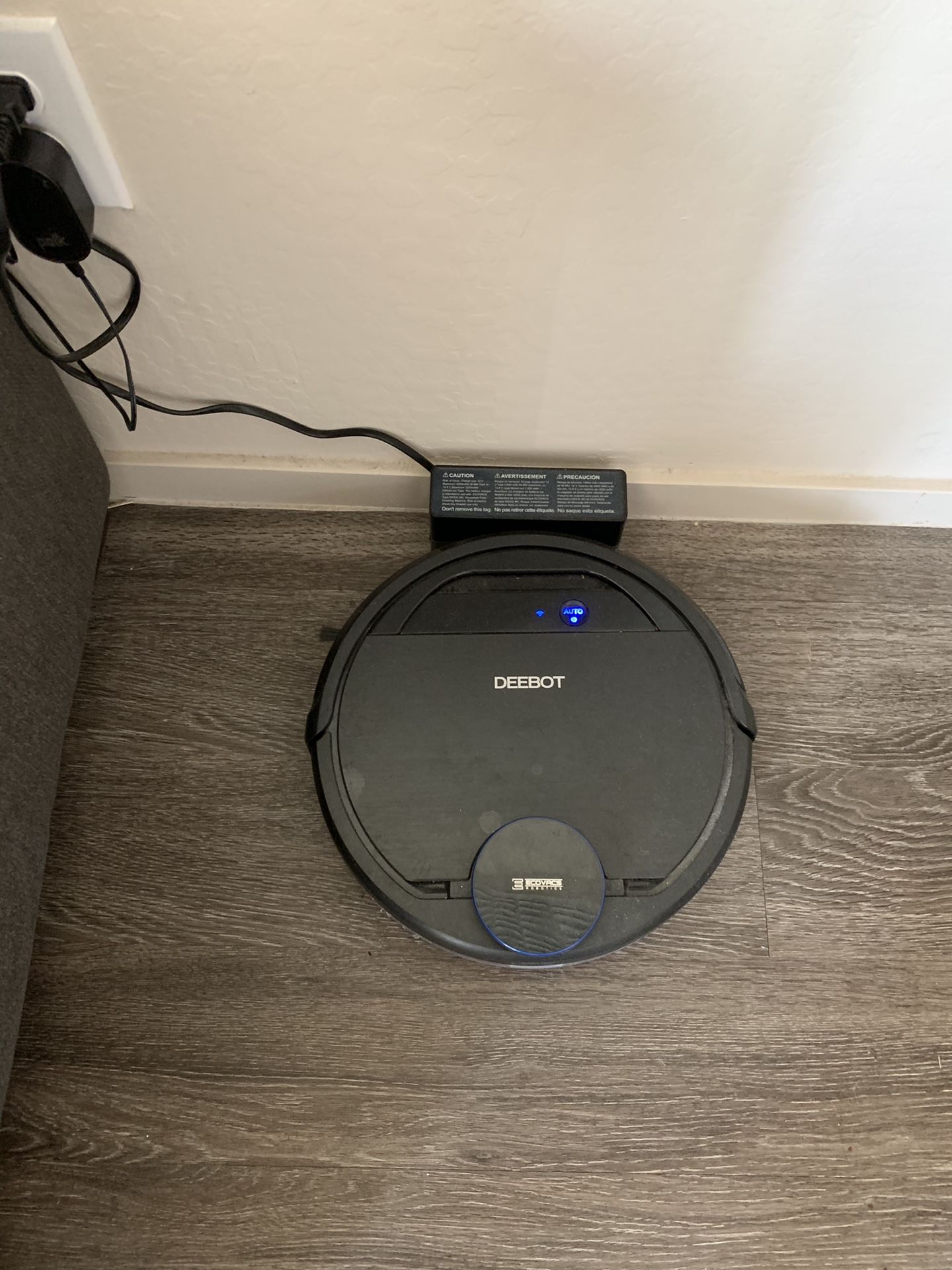 Ecovacs Deebot Ozmo 930 - robot vacuum & mop