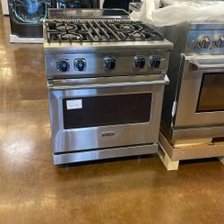 Viking 30 Inch Wide Double Wall Oven 