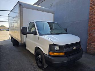 2012 Chevrolet Express Cutaway