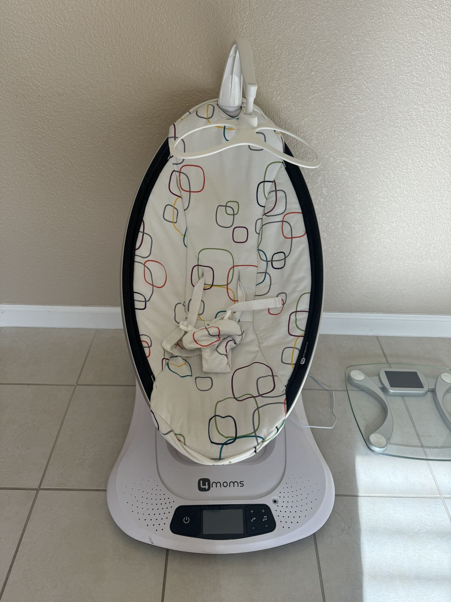 MamaRoo Baby Swing
