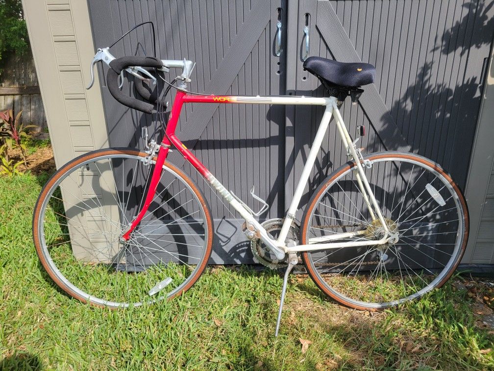 1970s Schwinn World Road Bike