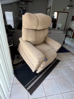 GOLDEN TECHNOLOGY POWER-LIFT CHAIR RECLINER PL830 model#