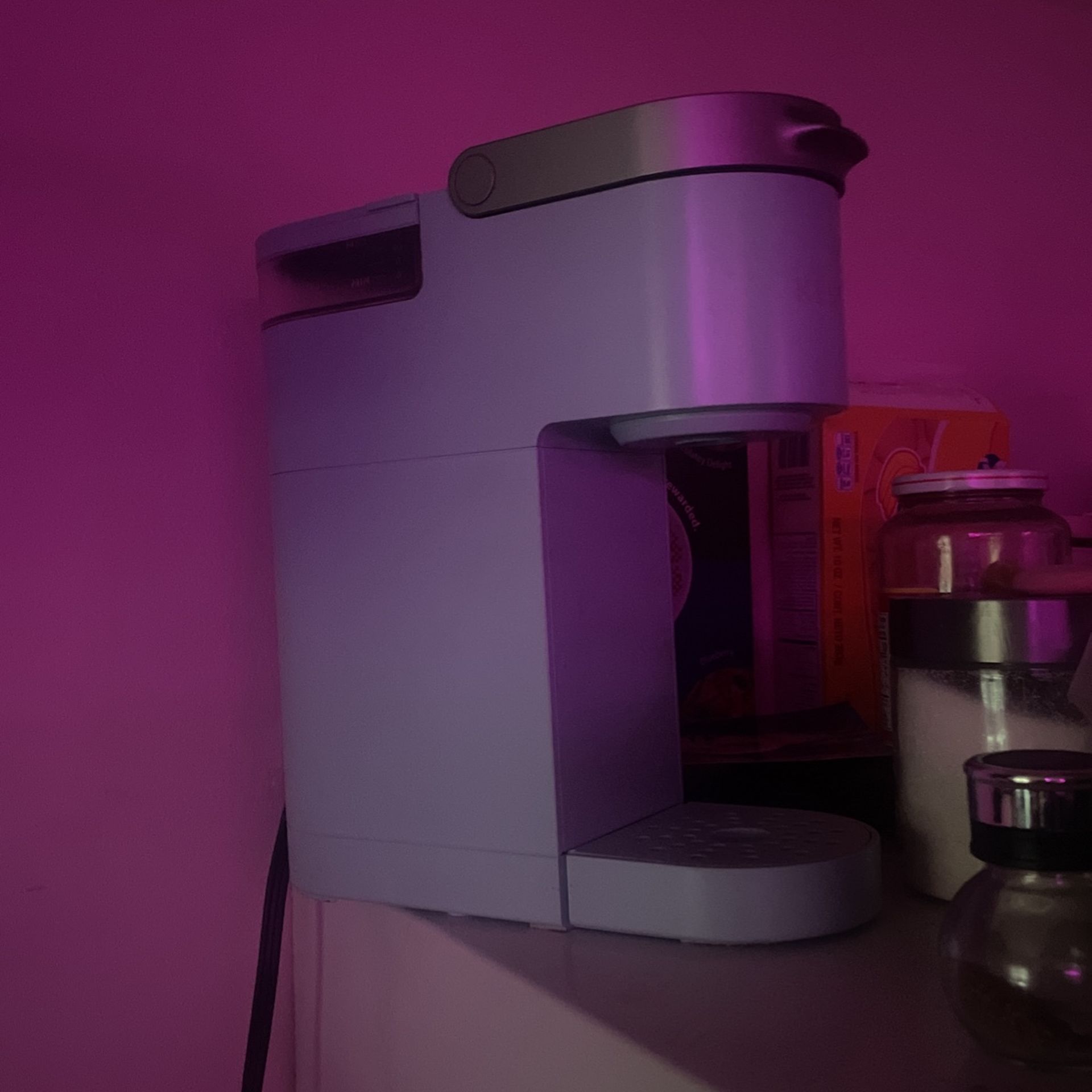 Kuerig Single cup coffee maker