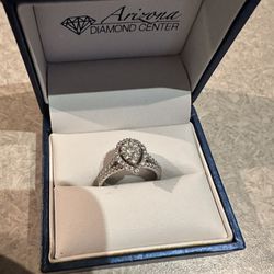 Diamond Engagement/Wedding Rings