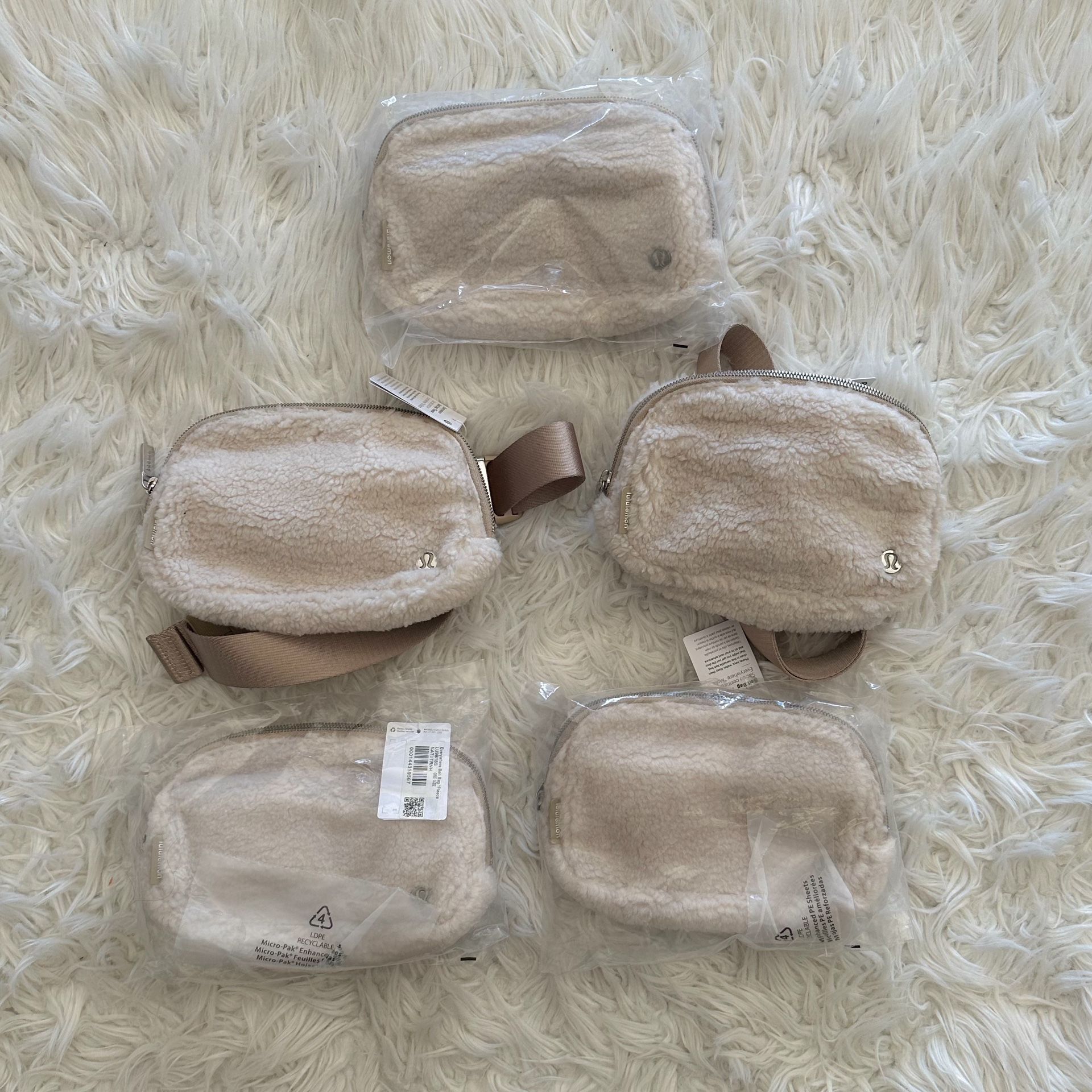 Lululemon Fleece Bag lot Brand New 