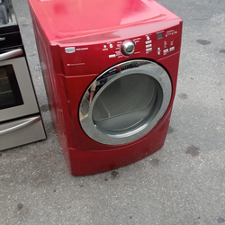 Washer and dryer Gas stove  fridge and frizer tre door