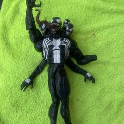 8 Inches Missing One Hand Venom