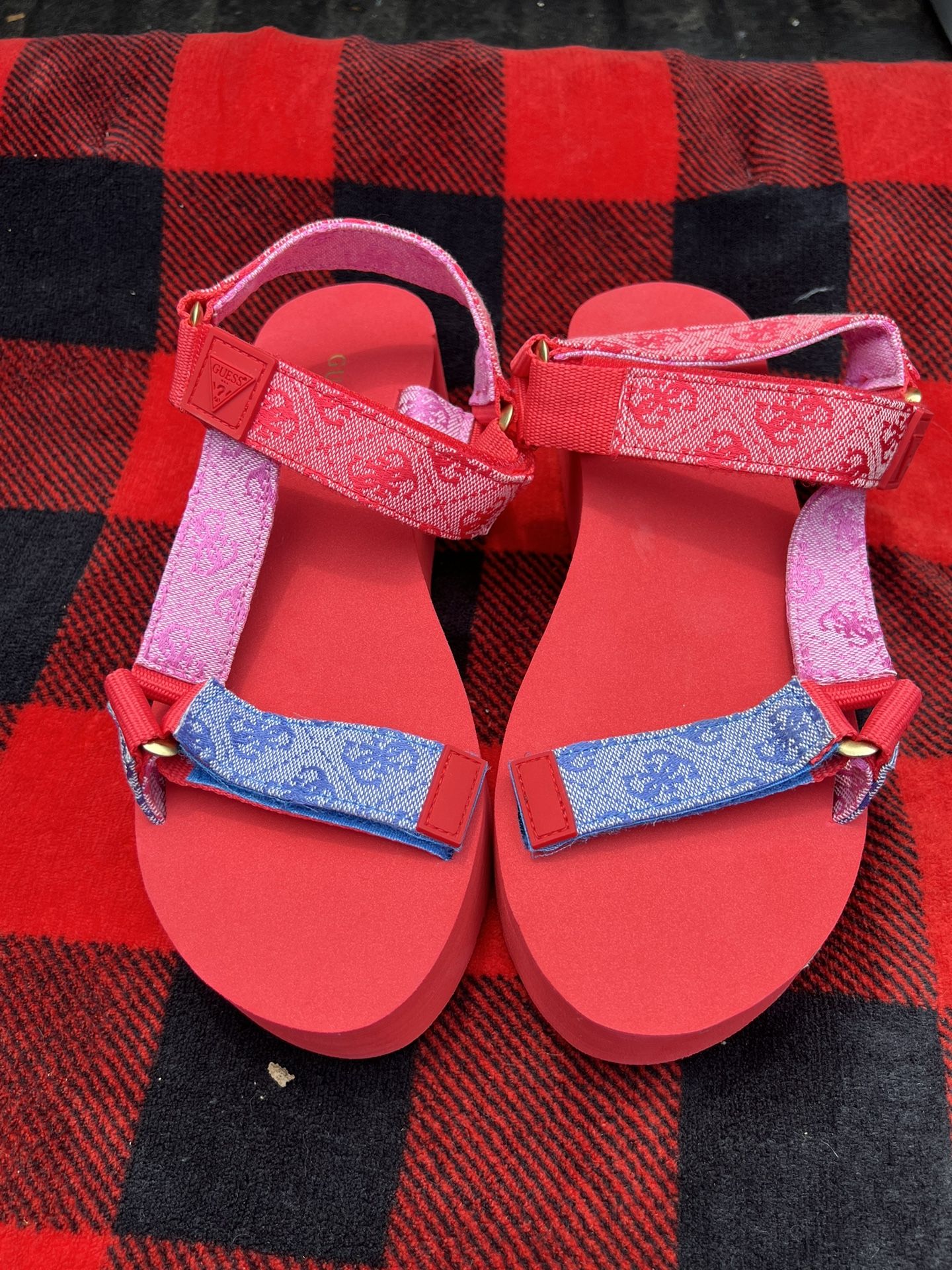 Guess Womens Avin Ankle Strap Casual Wedge Platform Sandals Shoes Size 9