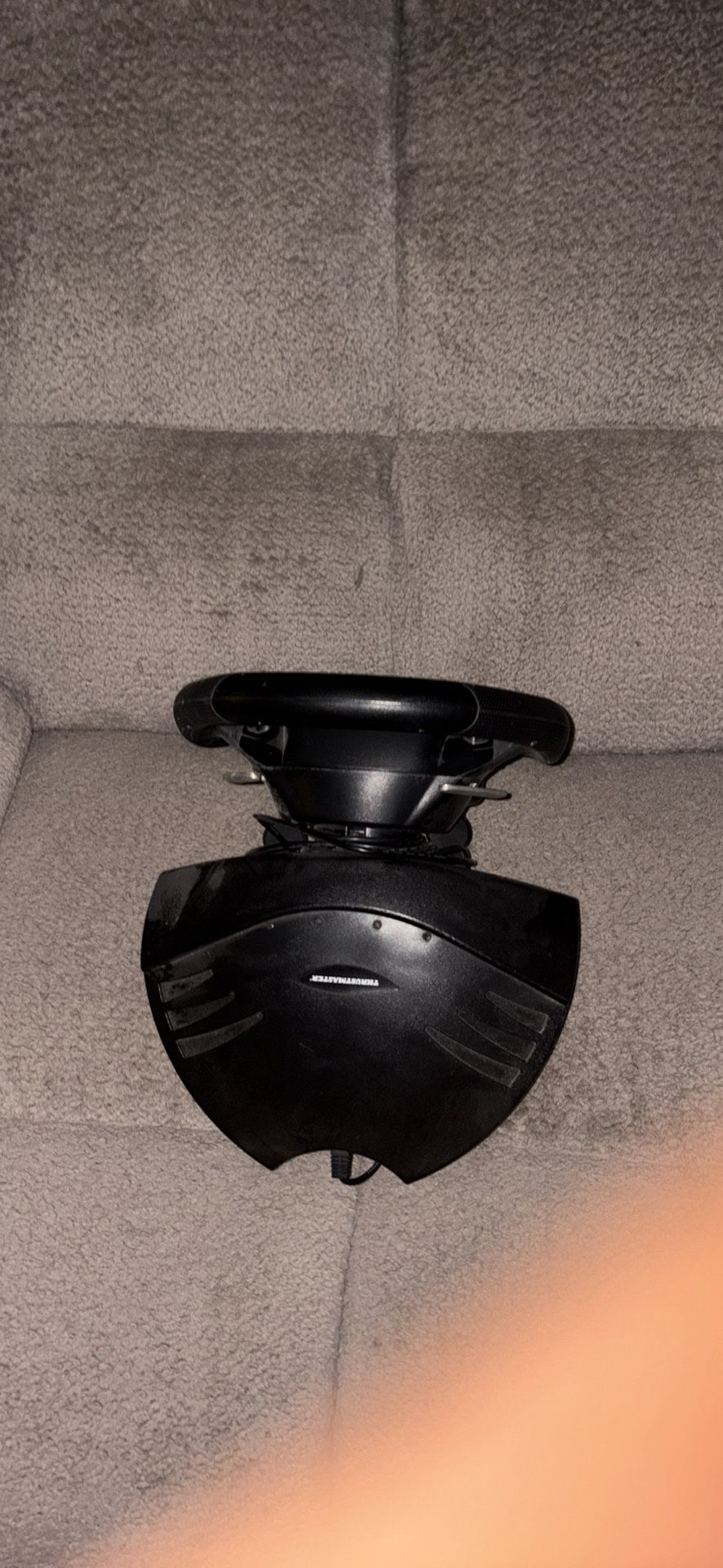 Steering Wheel PS4/ps5 Compatible, Comes With The Pedals Too