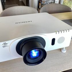 Hitachi 4200 Lumens HDMI Projector