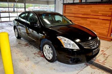 2012 Nissan Altima 2.5 S 4dr Sedan