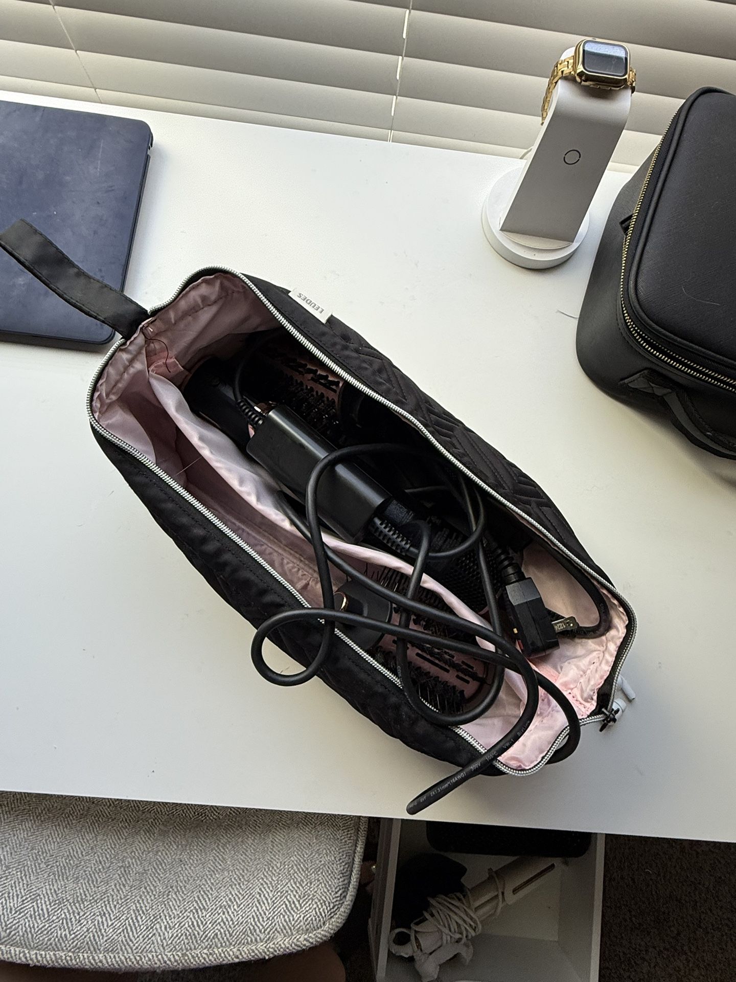 Shark Hair Dryer | FlexStyle Hair Styling System | Portable & Powerful Blow Dryer Brush | 6 Styling Tools Included With Travel Case