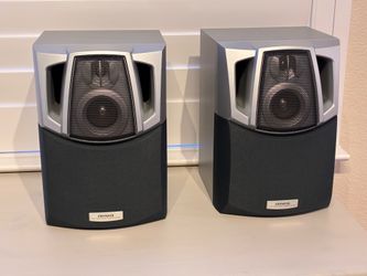 Aiwa SX-NAJ33 3-Way Bass Reflex Speaker System (Pair)