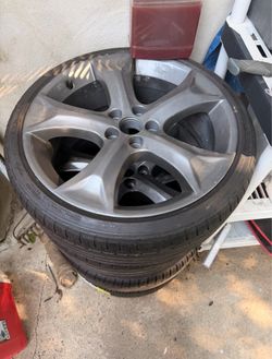 20” Venza Rims  trade for 18” rims or 600$ Cash