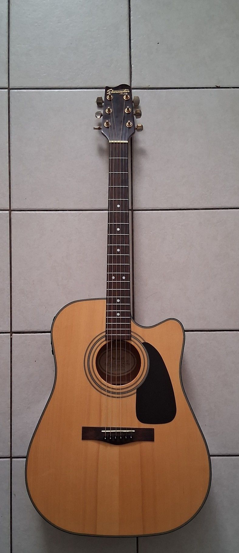 Fender Starcastor Acoustic Steel String Cutaway With Pickup