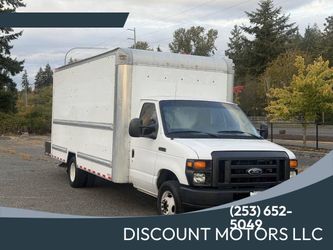 2015 Ford E-350 Cutaway