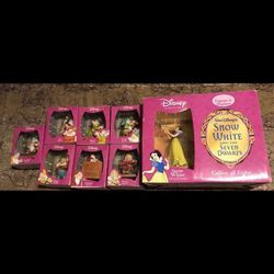 SNOW WHITE & THE 7 DWARFS COLLECTIBLE FIGURES